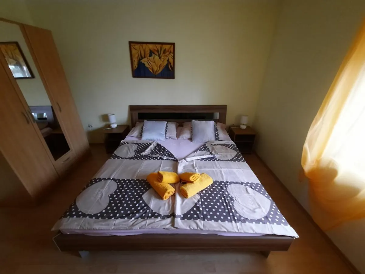 Apartment Brtan Trogir 0*,  Croatia